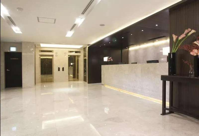 Sunshine Hotel Seoul 3*,