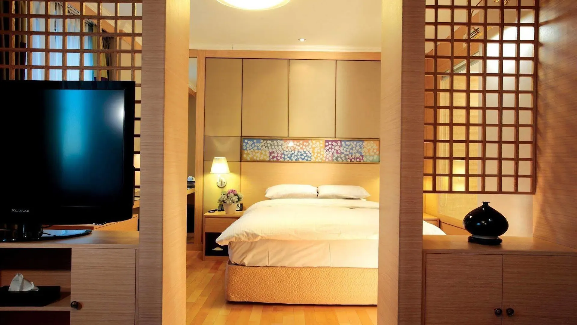 Sunshine Hotel Seoul 3*,